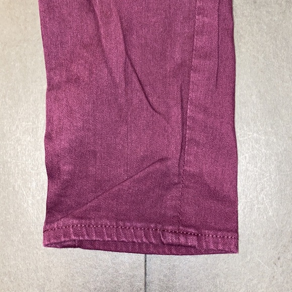 Ag Adriano Goldschmied Size 28R The Stevie Ankle Slim Straight Leg Burgundy Jean - Picture 15 of 16